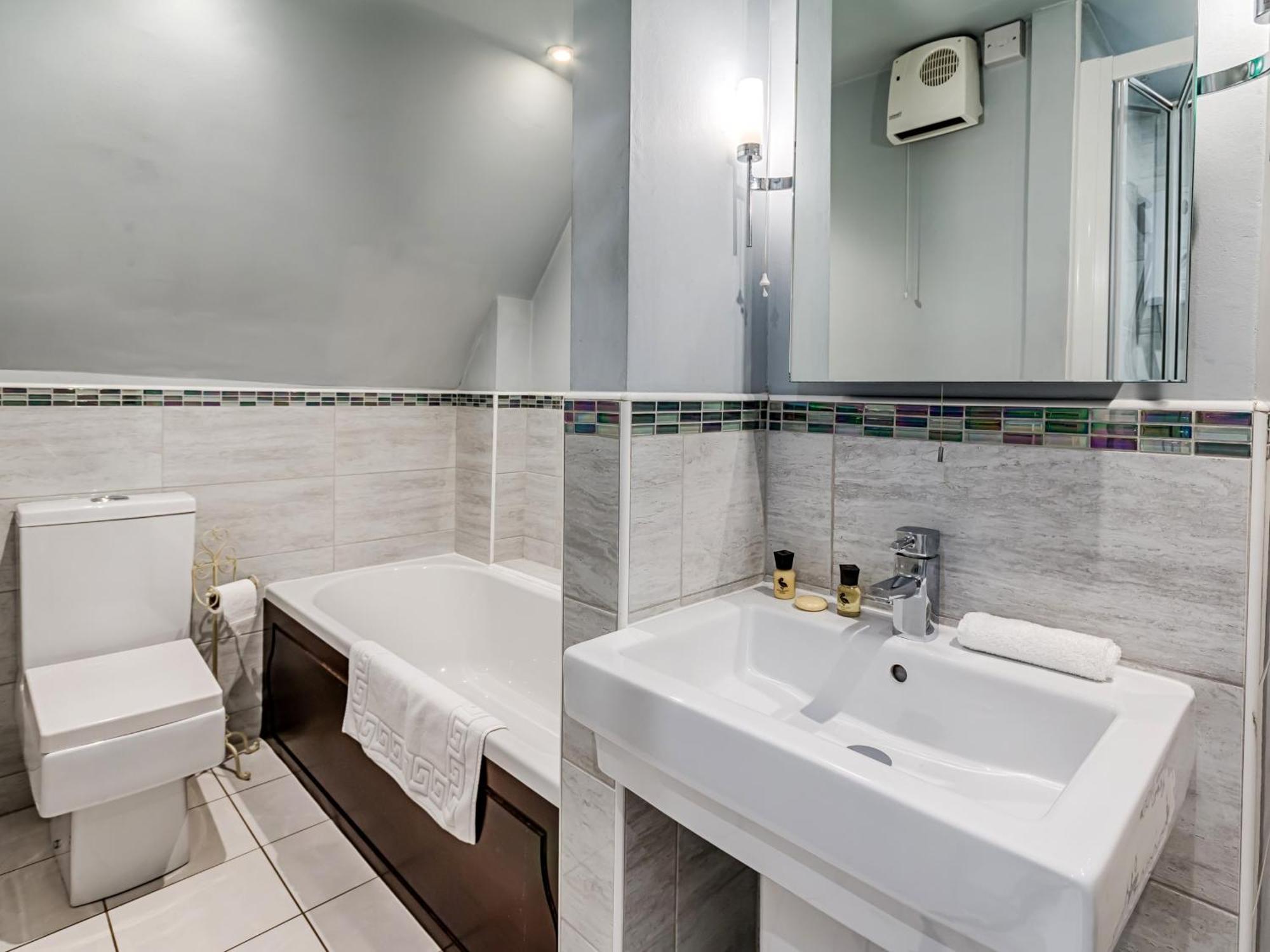 The Crown Inn Peterborough Phòng bức ảnh