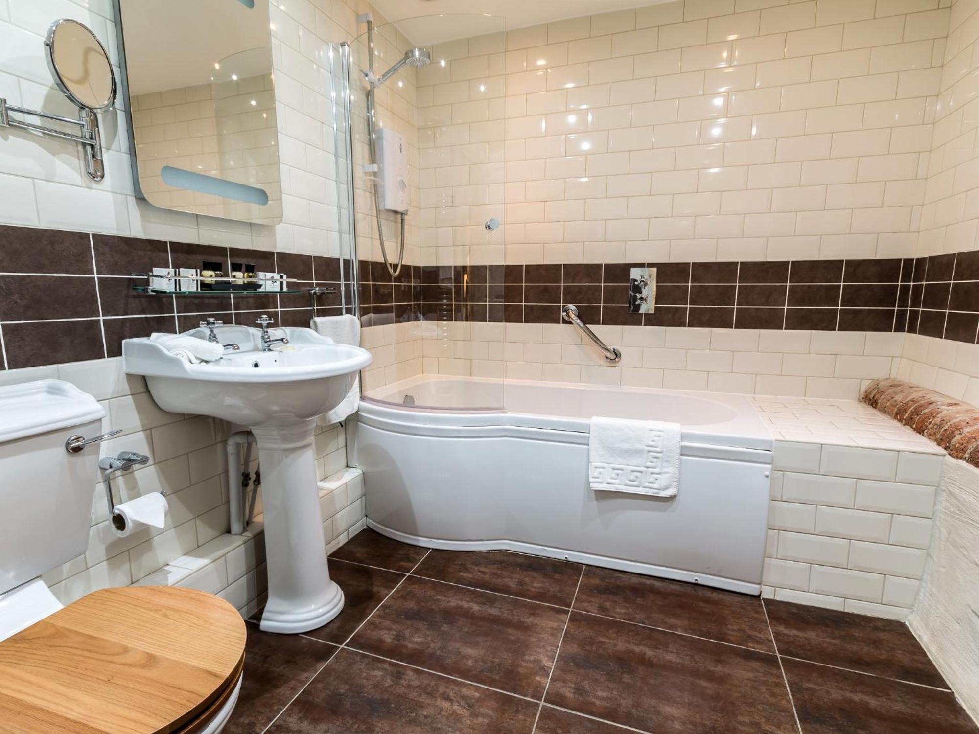 The Crown Inn Peterborough Phòng bức ảnh
